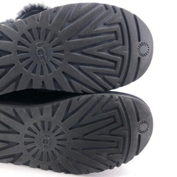 UGG Lilou Charm Sheepskin Winter Boots - Picture 12 of 12